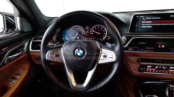 Photo 16 VIN: WBA7F2101JB005475 - BMW 750LI 