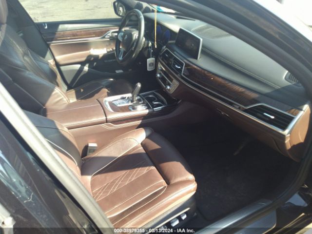 Photo 4 VIN: WBA7F2C50GG416631 - BMW 750 