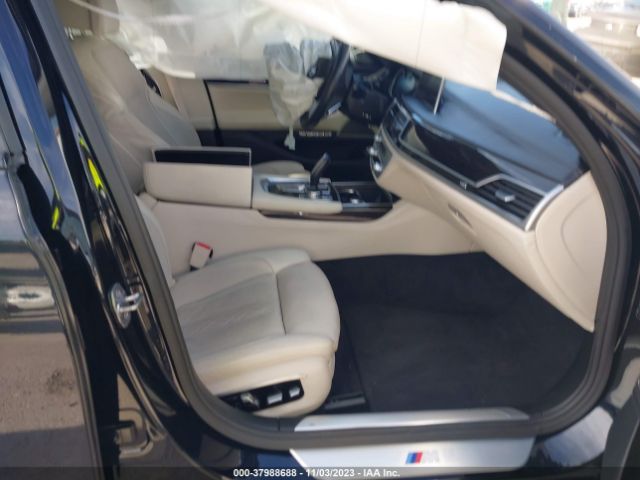 Photo 4 VIN: WBA7F2C51GG417187 - BMW 750I 