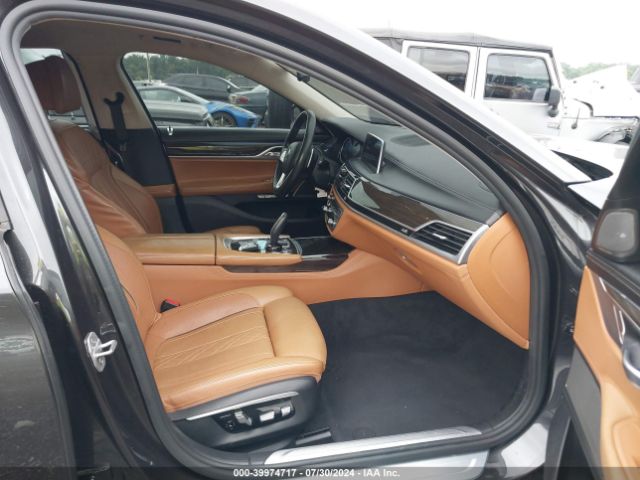 Photo 4 VIN: WBA7F2C52GG419501 - BMW 750 XI 