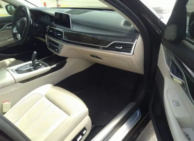 Photo 4 VIN: WBA7F2C52JG424804 - BMW 750I 