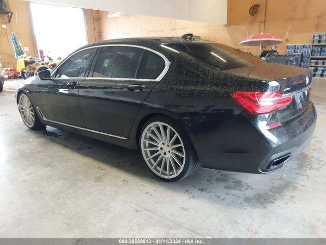 Photo 2 VIN: WBA7F2C52JG424804 - BMW 750I 