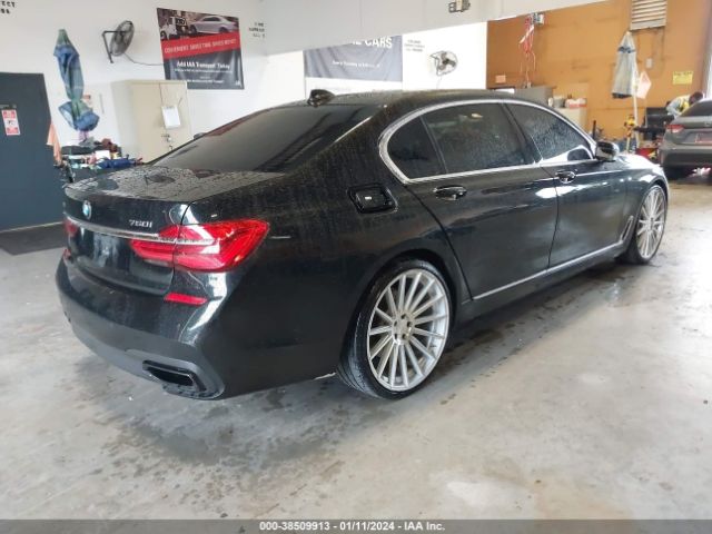 Photo 3 VIN: WBA7F2C52JG424804 - BMW 750I 