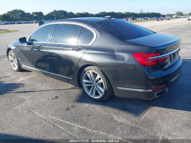 Photo 2 VIN: WBA7F2C54GG421184 - BMW 750I 