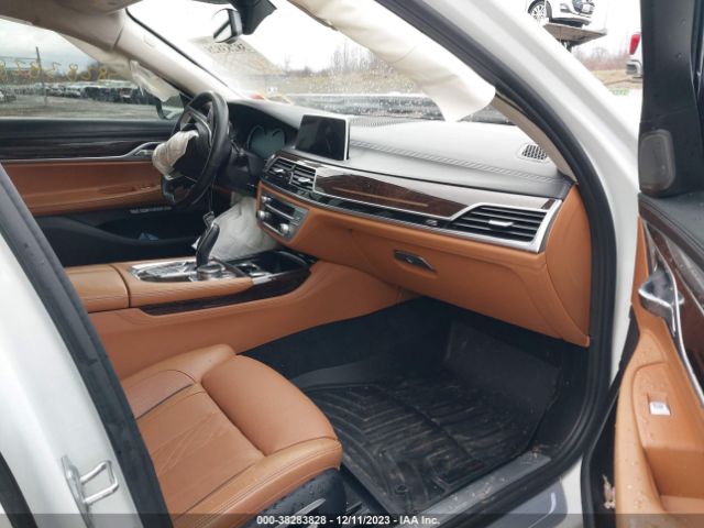 Photo 4 VIN: WBA7F2C55GG419122 - BMW 750I 