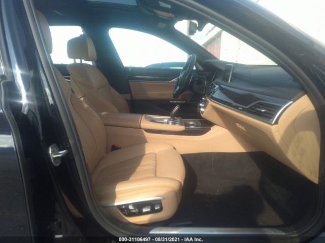 Photo 4 VIN: WBA7F2C57GG415461 - BMW 7 