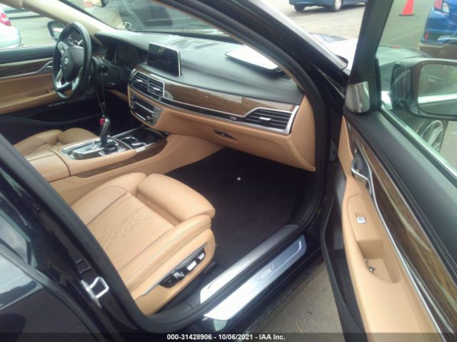 Photo 4 VIN: WBA7F2C57GG420319 - BMW 7 