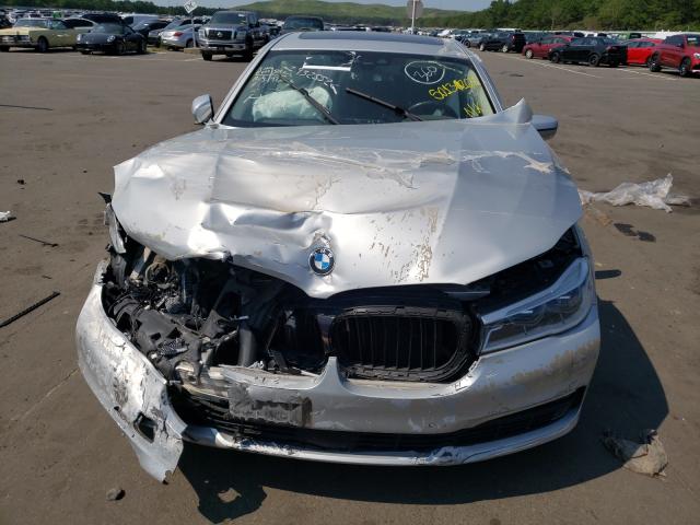 Photo 8 VIN: WBA7F2C57JG424068 - BMW 7 SERIES 