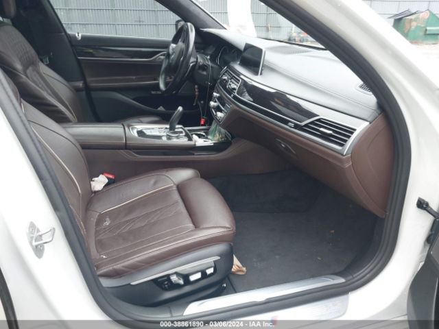 Photo 4 VIN: WBA7F2C58GG418398 - BMW 750I 