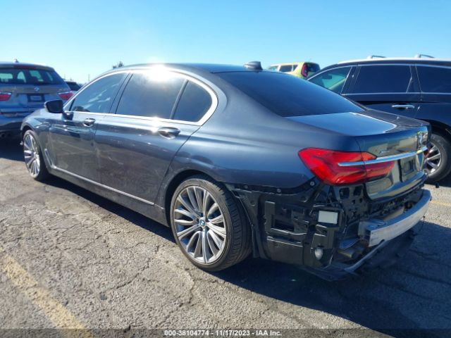 Photo 2 VIN: WBA7F2C59GG415168 - BMW 750I 