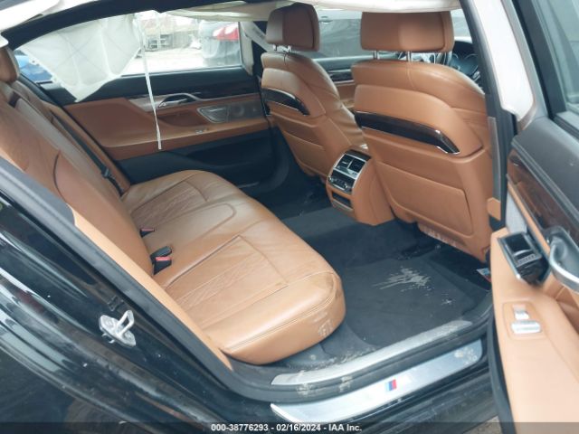 Photo 7 VIN: WBA7F2C59GG417910 - BMW 750I 