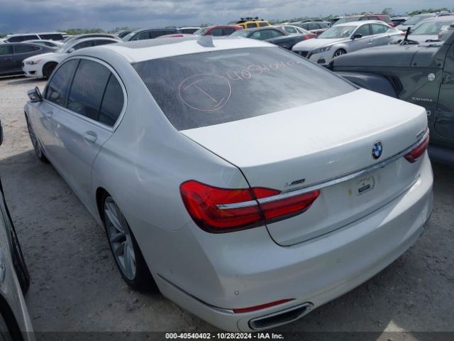 Photo 2 VIN: WBA7F2C5XGG420847 - BMW 750I 