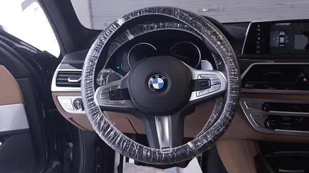 Photo 14 VIN: WBA7H6107JG987517 - BMW 760 LI 