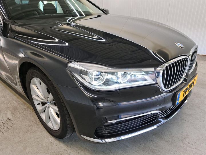 Photo 27 VIN: WBA7J010X0GJ47862 - BMW 740 