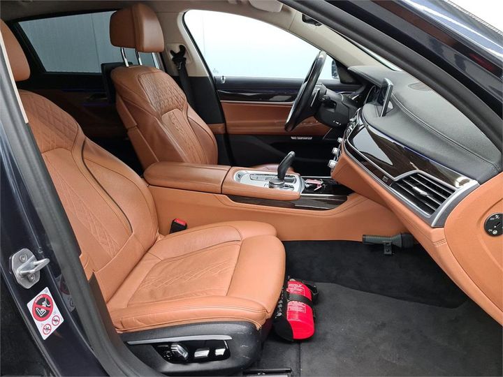 Photo 5 VIN: WBA7J21040G496883 - BMW 740 