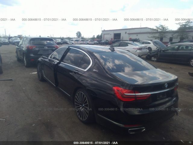 Photo 2 VIN: WBA7J2C31HG497928 - BMW 7 