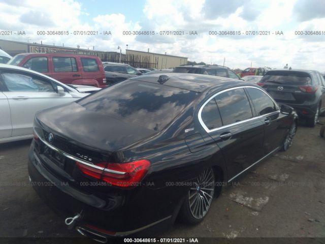 Photo 3 VIN: WBA7J2C31HG497928 - BMW 7 