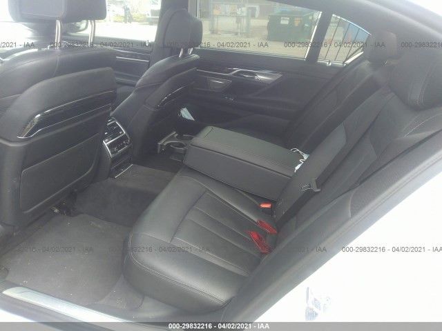 Photo 7 VIN: WBA7J2C38HG497909 - BMW 7 