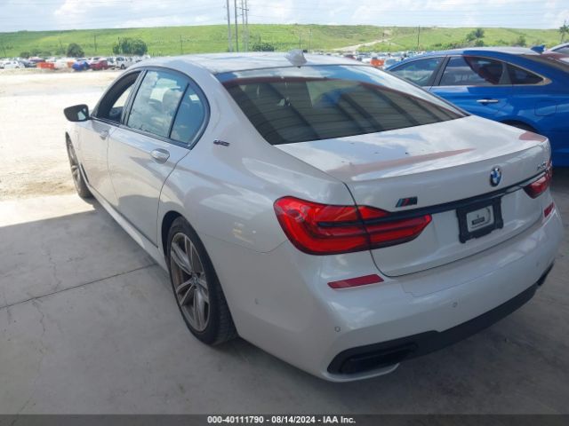 Photo 2 VIN: WBA7J2C57HG497658 - BMW 740E 