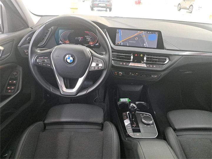 Photo 24 VIN: WBA7K310405R63282 - BMW 1 