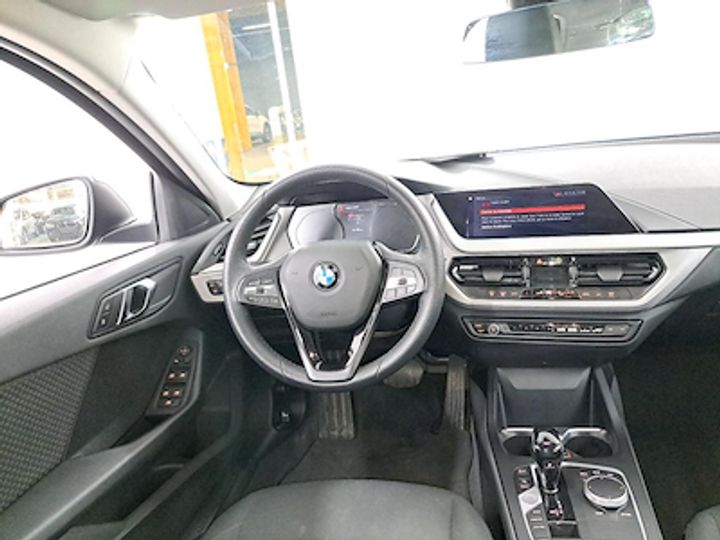 Photo 7 VIN: WBA7M710607E92180 - BMW 1 HATCH DIESEL - 2019 