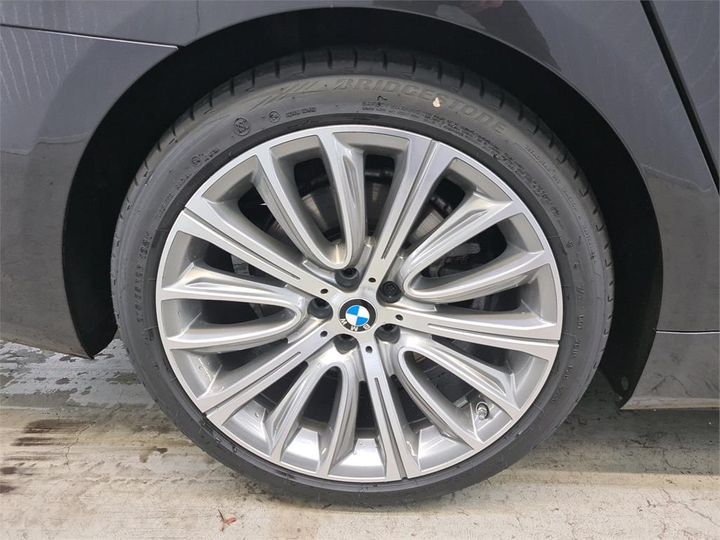 Photo 15 VIN: WBA7R21000CF25847 - BMW 740 