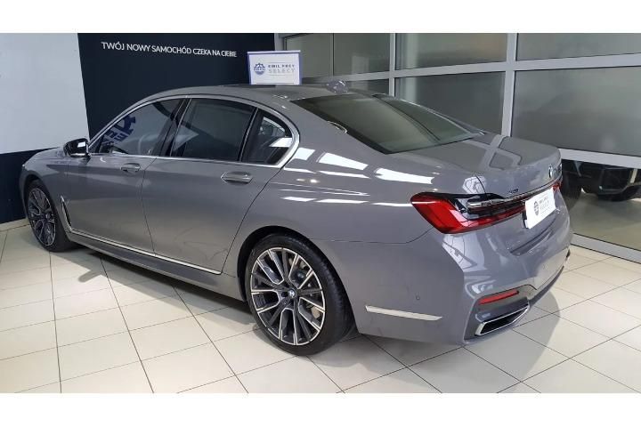 Photo 3 VIN: WBA7S410X0CD15787 - BMW 7 SERIES SALOON 