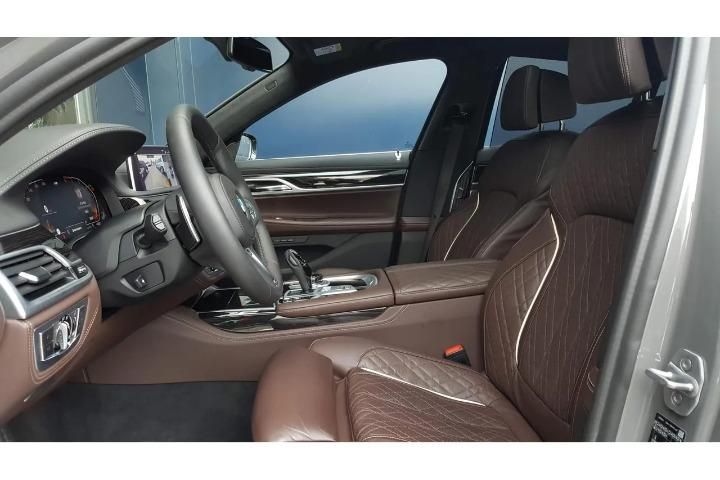 Photo 8 VIN: WBA7S410X0CD15787 - BMW 7 SERIES SALOON 