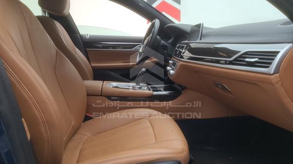 Photo 35 VIN: WBA7T2A06MCF93254 - BMW 750LI 