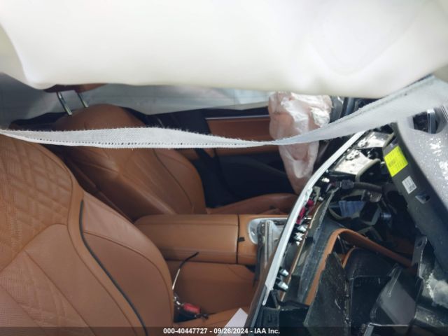 Photo 4 VIN: WBA7T2C02MCE66093 - BMW 740I 