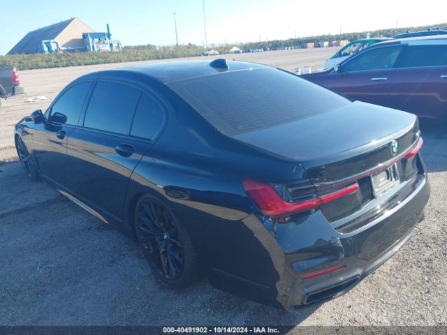 Photo 2 VIN: WBA7T2C03NCJ56923 - BMW 740LI 