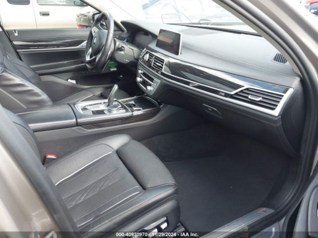 Photo 4 VIN: WBA7T2C04MCE54544 - BMW 740I 