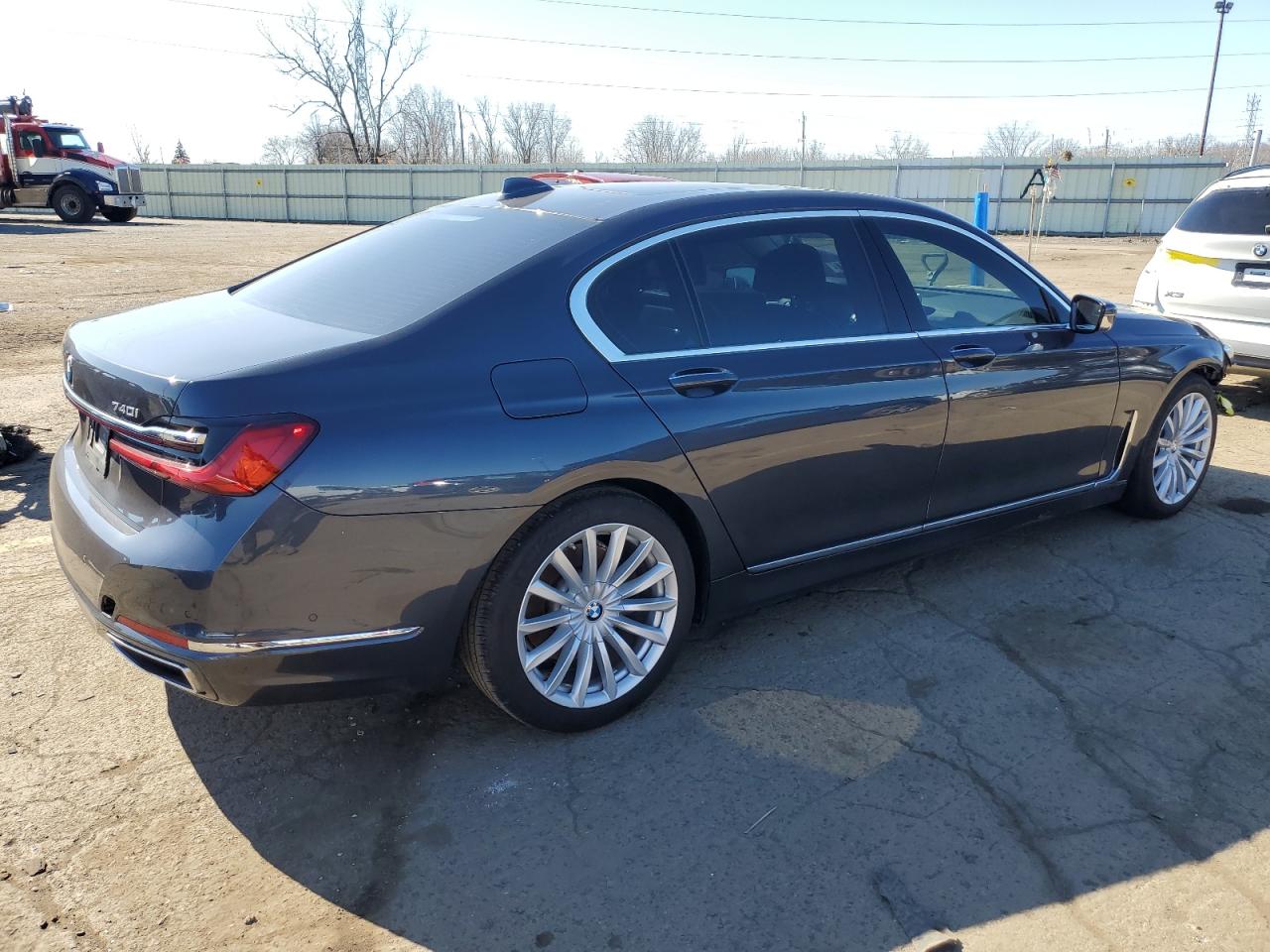 Photo 2 VIN: WBA7T2C05LCE03472 - BMW 7ER 