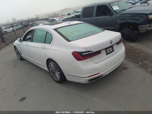 Photo 2 VIN: WBA7T2C05MCE95040 - BMW 7 