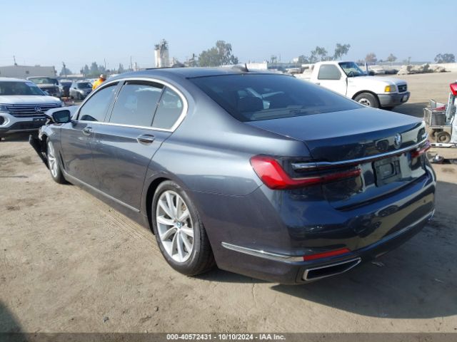 Photo 2 VIN: WBA7T2C0XLGL18018 - BMW 740I 