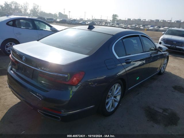 Photo 3 VIN: WBA7T2C0XLGL18018 - BMW 740I 