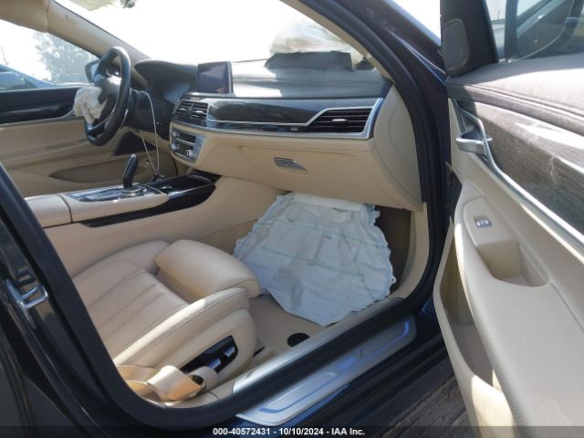 Photo 4 VIN: WBA7T2C0XLGL18018 - BMW 740I 