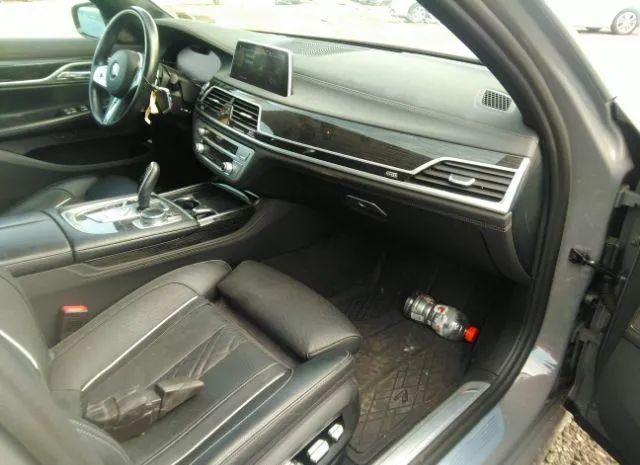 Photo 4 VIN: WBA7T4C00MCF56693 - BMW 7ER 