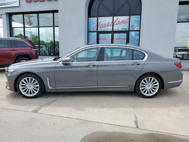 Photo 1 VIN: WBA7T4C02NCH67797 - BMW 7 SERIES 