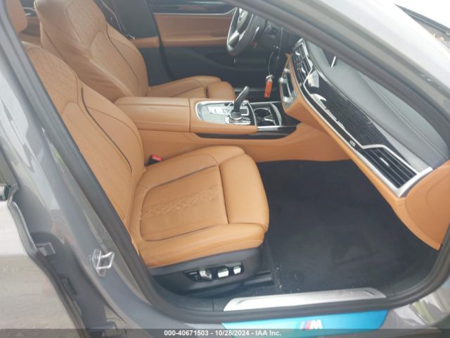 Photo 4 VIN: WBA7T4C02NCK43028 - BMW 740LI 