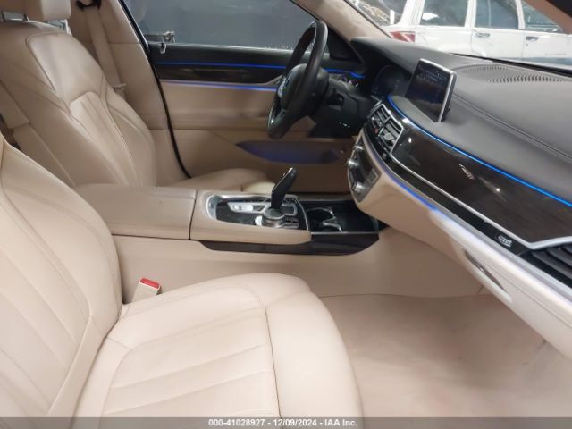 Photo 4 VIN: WBA7T4C04NCJ42959 - BMW 740LI 