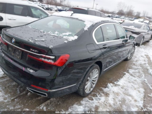 Photo 3 VIN: WBA7T4C08NCG99229 - BMW 740I 