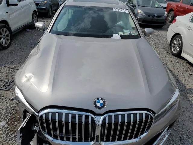 Photo 10 VIN: WBA7T4C09NCJ04658 - BMW 740 XI 