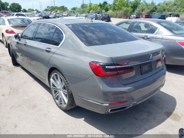 Photo 2 VIN: WBA7U2C00LGM27570 - BMW 750I 