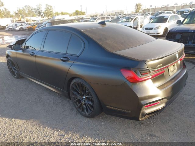 Photo 2 VIN: WBA7U2C00MCG41793 - BMW 750I 