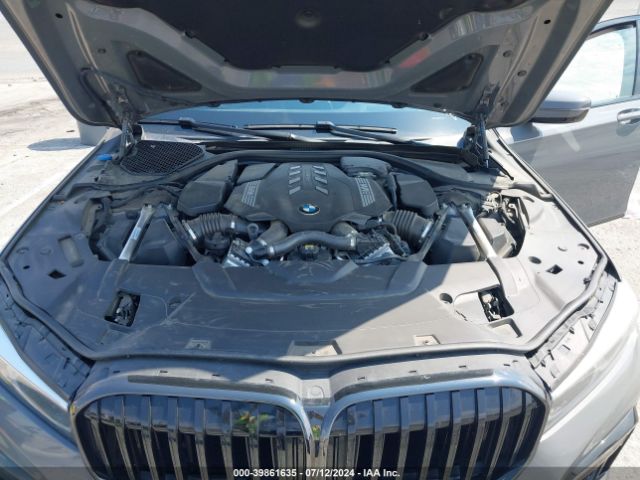 Photo 9 VIN: WBA7U2C01NCH35490 - BMW 750LI 