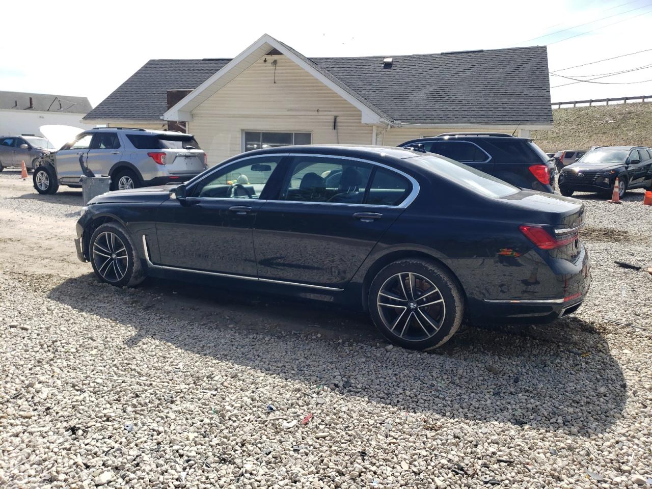 Photo 1 VIN: WBA7U2C04LGJ59980 - BMW 7ER 