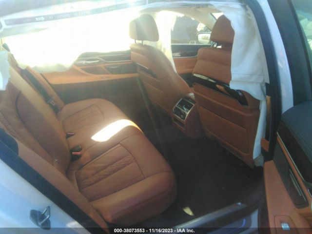 Photo 7 VIN: WBA7U2C05MCF84250 - BMW 7 SERIES 