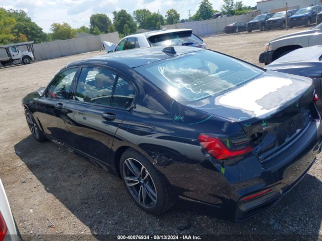 Photo 2 VIN: WBA7U2C07MCG35375 - BMW 750I 