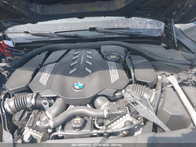 Photo 9 VIN: WBA7U2C07NCK89715 - BMW 750LI 